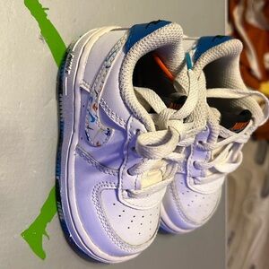 Nike Air Force 1 (Toddler) 
Size 5c
